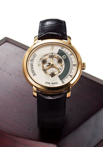 AUDEMARS PIGUET MILLENARY STAR WHEEL.LIMITED EDITION YELLOW GOLD.Audemars Piguet, Genève, Millenary Star Wheel, No. E 24433, Ref. 25898BA. Produced in a limited edition of 50 examples to mark the.125th anniversary of Audemars Piguet in 2000..Very fine, ra
