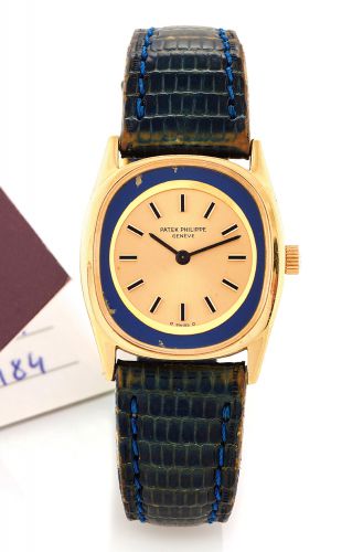 PATEK PHILIPPE, REF. 4172 -.LADY ELLIPSE WRISTWATCH.Patek Philippe, Genève, Ellipse, movement No..1263207, case No. 2720199, Ref. 4172. Made circa 1975.
