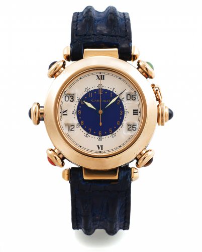 CARTIER REF. 30010 PASHA GOLF YELLOW GOLD.Made circa 1980s..Fine and rare, center seconds, 18K yellow gold quartz.wristwatch with 5 pushers and 4 digital registers to add up.golf strokes, and an 18K yellow gold Cartier deployant clasp.