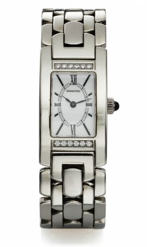 AUDEMARS PIGUET PROMESSE.LADY'S STEEL AND.DIAMONDS.Audemars Piguet, Promesse, case No. E 78248..Made in the 2000s..Fine and elegant, rectangular curved, water-resistant.stainless steel and diamonds lady's quartz wristwatch with a stainless steel Audemars 