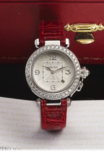 CARTIER REF. 2528 PASHA WHITE GOLD AND.DIAMONDS.Cartier, Pasha, case No. 396362 MG, Ref. 2528. Sold January 12th, 2011..Very fine, center seconds, self-winding, water-resistant, 18K white gold and diamonds wristwatch with date and an.18K white gold Cartie