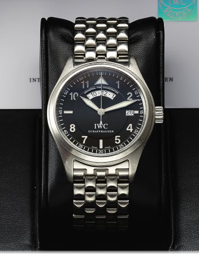 IWC REF. 3251 UTC PILOT STEEL.International Watch Co., Schaffhausen, Die Fliegeruhr - Universal Time.Coordinated, case No. 2889655, Ref. 3251. Sold April 13th, 2009..Fine, two-time zone, center seconds, self-winding, water-resistant.stainless steel wristw