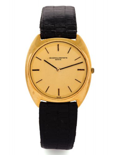 VACHERON CONSTANTIN REF. 7595.Vacheron Constantin, Genève, movement No. 620623.Ref. 7595. Made in the 1970s..Very fine and unusual, thin, tonneau-shaped.self-winding, 18K yellow gold wristwatch..Dial, case and movement signed.