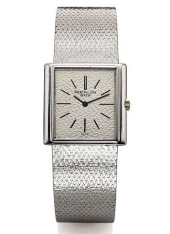 PATEK PHILIPPE REF. 3671 1 WHITE GOLD.Patek Philippe, Geneve, movement No. 1363717, case No. 2770271.Ref. 3671 1. Made circa 1967..Very fine and rare, square, thin, 18K white gold wristwatch with an.integrated 18K white gold textured Patek Philippe mesh b