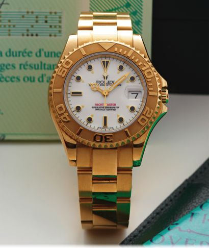 ROLEX REF. 68628 YACHT MASTER.MID-SIZE YELLOW GOLD.Rolex, Oyster Perpetual Date, Yacht-Master, Superlative.Chronometer, Officially Certified, case No. T323429, Ref. 68628..Made in 1996..Very fine, center seconds, self-winding, water-resistant, 18K yellow.