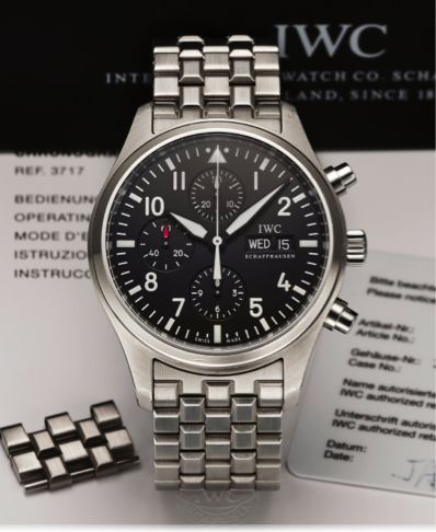 IWC REF. 3717 PILOT'S CHRONO-AUTOMATIC STEEL.International Watch Co., Schaffhausen, Fliegeruhr, case No..3591265, Ref. 3717. Sold January 4th, 2011..Fine, self-winding, water-resistant, antimagnetic, stainless steel.wristwatch with round button chronograp