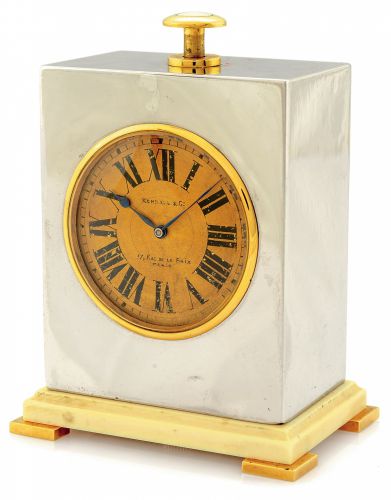 MINUTE REPEATING DESK CLOCK.SILVER GOLD.Swiss, movement No. 129385, retailed by Kendall Co..17, Rue de la Paix, Paris. Made circa 1910..Fine and rare, silver, 18K yellow gold and ivory, minuterepeating.8-day going, keyless desk clock.
