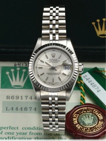 ROLEX REF. 69174 LADY-DATEJUST.STEEL WHITE GOLD (NEW, OLD STOCK).Rolex, Oyster Perpetual, Datejust, case No. L444874, Ref. 69174..Made in 1989..Fine, center seconds, self-winding, water-resistant, stainless steel.and 18K white gold lady's Chronometer wr