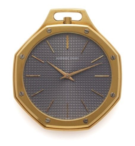 AUDEMARS PIGUET.POCHE ROYAL OAK YELLOW GOLD.Audemars Piguet, Geneve, Royal Oak, No. 227460.case No. B57403. Made in 1981..Very rare and unusual, octagonal 18Kyellow.gold pocket watch. Accompanied by Certificate.d'Origine(28th, March 2012).Dial, case and m