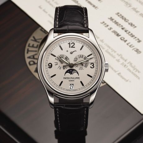 PATEK PHILIPPE Ref. 5250G