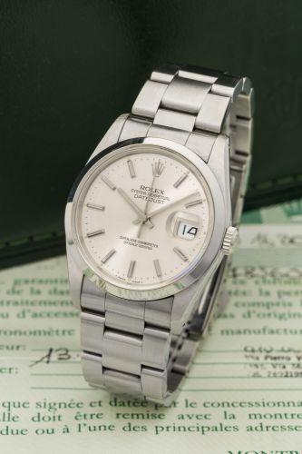 ROLEX REF. 16200 DATEJUST, STEEL Rolex Oyster Perpetual, Datejust, Superlative Chronometer Officially Certified, case No X380265, Ref. 16200. Sold in October 1992. Fine, center seconds, self-winding, water-resistant, stainless steel Chronometer wristwatch