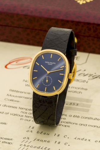 PATEK PHILIPPE REF. 3978 YELLOW GOLD Very fine, oval, manual winding 18K yellow gold wristwatch.