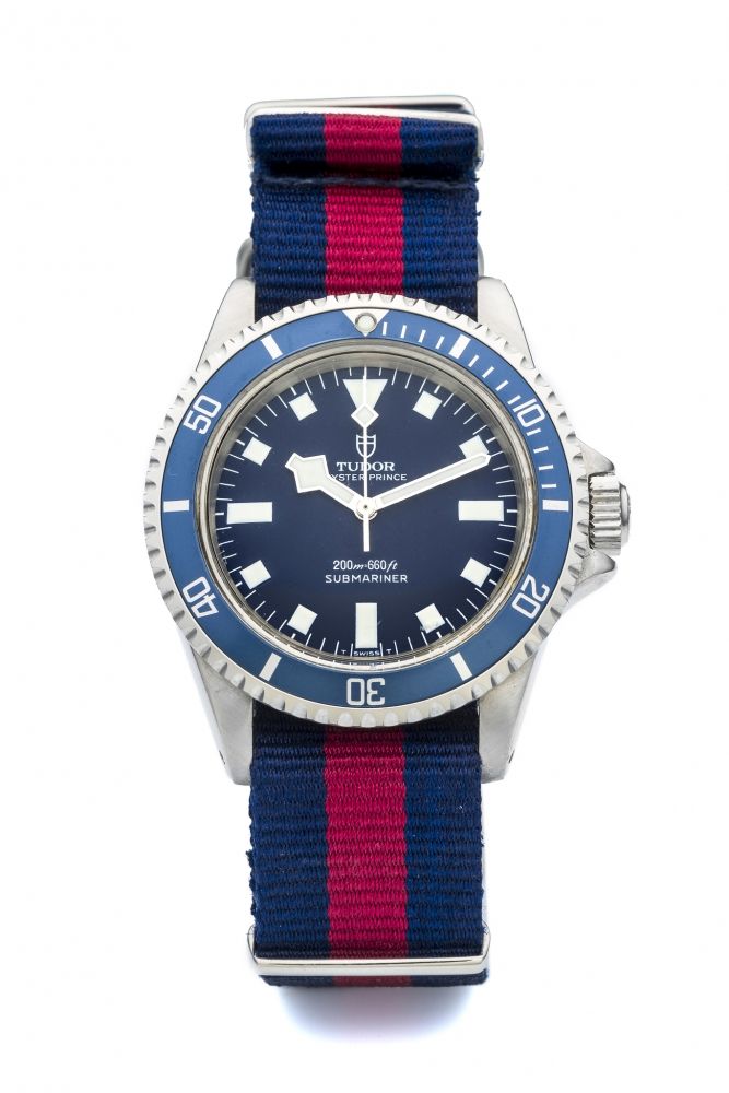 TUDOR, REF. 7016, SUBMARINER, SNOWFLAKE A fine, self-winding, stainless steel divers wristwatch.