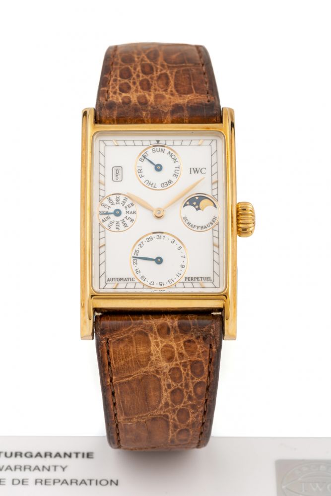 IWC, NOVECENTO, PERPETUAL CALENDAR, YELLOW GOLD
