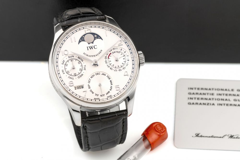 IWC, REF. 5022, PORTUGUESE PERPETUAL CALENDAR, LIMITED EDITION FOR DUBAIL, PLATINUM