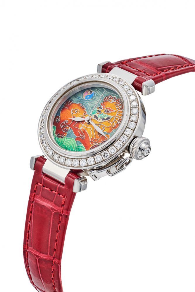 CARTIER REF. 2508, POLYCHROME CLOISONNÉ ENAMEL DIAL. “PASHA”, “IMPERIAL GUARDIAN LION”, LIMITED EDITION OF 25 PIECES. 18K WHITE GOLD AND DIAMONDS