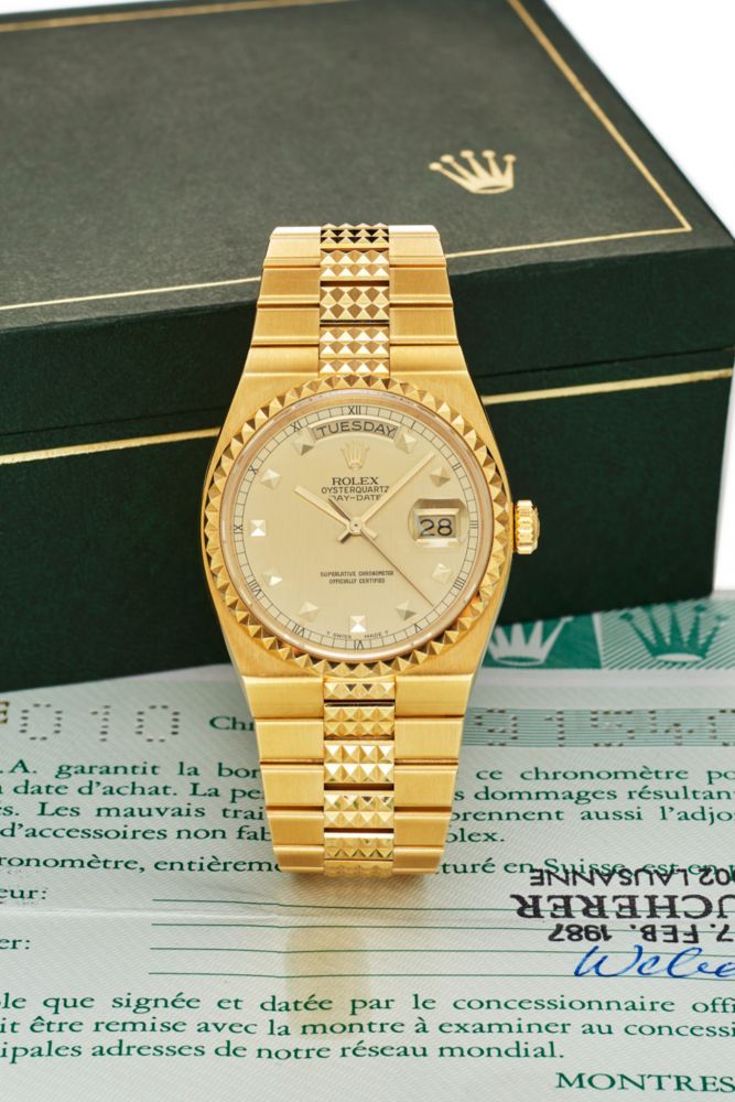 ROLEX REF. 19028. “OYSTERQUARTZ DAY-DATE”. 18K YELLOW GOLD
