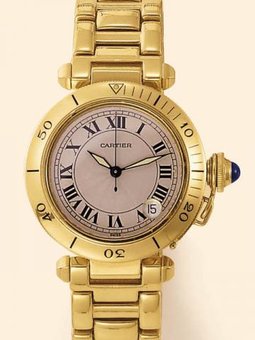 Cartier, Pasha, Automatic,Ref. 1035, No. M G 234995. Produced in the 1980's.Fine, center-seconds, self-winding, water-resistant to 100m, 18K yellow gold gentleman's wristwatch with date, and an 18K yellow gold Cartier bracelet 