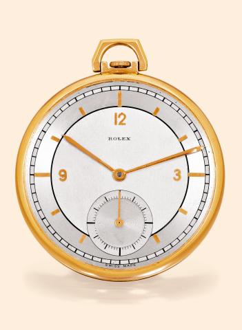 Two-Tone Dial _ Class A Certificate.Rolex, Ref. 2552. Made circa 1940..Fine, 18K yellow gold keyless pocket chronometer.