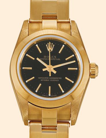 Ref. 76188 Oyster Perpetual.Rolex, Oyster Perpetual, Superlative Chronometer.Officially Certified, Ref. 76188..Made circa 2000..Fine, tonneau shaped, center-seconds, self-winding, waterresistant.18K yellow gold lady