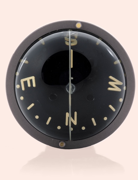 Marina Militare.Officine Panerai, Firenze 1860, Marina.Militare, No. 269, Ref. 76. Made in 1984..Very rare and unusual, polyurethane and anodized aluminum.diver's wrist-compass with liquid, strap and anodized.aluminum buckle. Accompanied by a numbered Pan