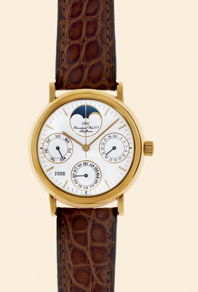 Portofino Perpetuel.International Watch Co., Schaffhausen.Portofino Perpetuel, Ref..3541. Made in the 1990s..Fine, astronomic, center-seconds, self-winding, waterresistant.18K yellow gold gentleman's wristwatch with.secular perpetual calendar, moon phases