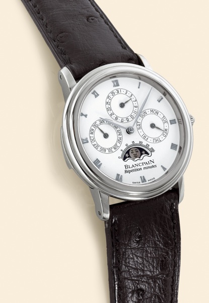 R_p_tition Minutes.Blancpain, R_p_tition Minutes, Automatic, Ref. 5335. Made in.a limited number in 1989..Very fine and rare, minute-repeating, astronomic, self-winding, platinum.gentleman's wristwatch with triple date and moon phases.