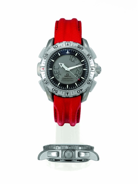 MARS WATCH, FIRST GENERATION.Omega, Speedmaster Professional X-33, First Generation, No. 56033566, Ref. TS 186.1998. Sold on July 29, 1998..Fine and rare, tonneau-shaped, light-weight, titanium and stainless steel gentleman`s quartz wristwatch with.square