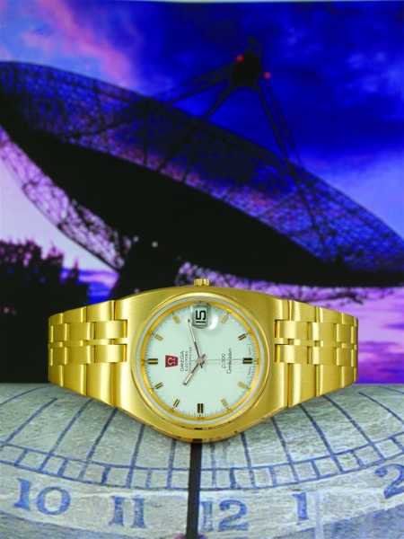 GOLD D-CASE Omega, Constellation, Electronic, Chronometer, f 300, No. 34805251, Ref. BA.398.0801. Sold on March 12, 1973..Very fine and exceptionally rare, asymmetric, center seconds, water-resistant, 18K.yellow gold gentleman`s quartz wristwatch with D-c