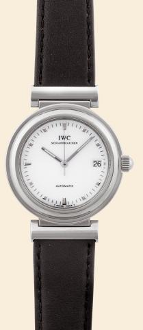 International Watch Co., Schaffhausen.Da Vinci SL, Ref. 3528. Made in the.late 1990s..Fine, center seconds, self-winding, water-resistant.stainless steel wristwatch with date and a stainless steel.IWC buckle. Accompanied by a fitted box..To be sold withou