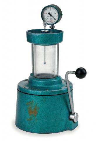 Rolex Vacuum Tank, Ref. 1000.Made in the 1970s..Apparatus for checking the water-resistance of Oyster watches, Ref. 1000.
