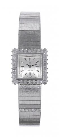 Claw Diamonds.Omega,movementNo. 20480668.Ref. 7966IA. Sold on November 24th, 1964..Fine, elegant, square, 18K white gold and.diamonds lady
