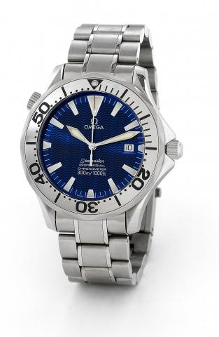 Seamaster Professional.Omega, Seamaster Professional, Chronometer, 300m/.1000ft, Ref. 22558000. Made circa 2001..Fine, self-winding, water-resistant, center seconds, stainless steel.wristwatch with date, helium escape valve, metal bezel graduated.for the 