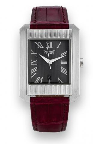 White Gold Protocol XL Automatic.Piaget Protocol XL Automatic, case No. 851829.Ref. 26100. Made in 2003..Fine, water-resistant, self-winding, 18K white gold wristwatch.with date and 18K white gold Piaget buckle.