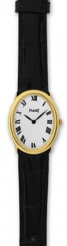 Piaget, No. 133998, Ref. 9862. Made in the.1980s..Fine, oval, 18K yellow gold lady