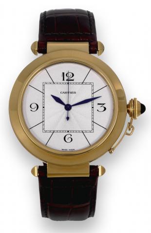Pink Gold Pasha Jumbo.Cartier, Pasha de Cartier Automatic, case No. 92972CE, Ref. 2726. Made circa 2003..Fine, center seconds, large, self-winding, water-resistant, 18K yellow gold wristwatch with an 18K pink gold Cartier deployant.clasp. Accompanied by a