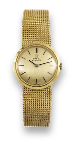 Omega lady's Automatic.Omega, movement No. 22909964, case.No. A34935, Ref. 7222. Made in 1965..Fine, self-winding, 18K yellow gold lady