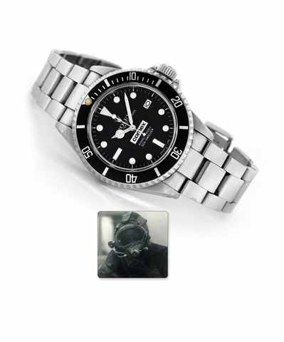 Rolex, Ref. 16660, COMEX No. 3022.Rolex, Oyster Perpetual Date, COMEX, Sea Dweller 4000 ft = 1220 m, Superlative Chronometer, Officially Certified, case.No. 7342528, Ref. 16660. Made circa 1982..Fine and rare, center seconds, self-winding, water-resistant