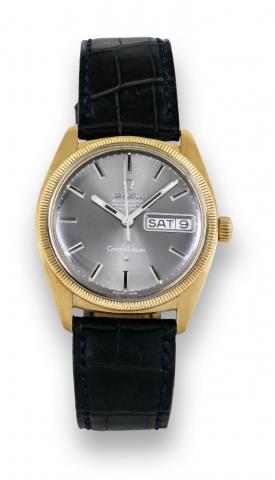 OMEGA Constellation.Omega, Constellation, Automatic, Chronometer, Officially Certified, movement No. 31947626, Ref. 168029..Made circa 1970..Fine, tonneau-shaped, water-resistant, self-winding, center seconds, 18k yellow gold chronometer