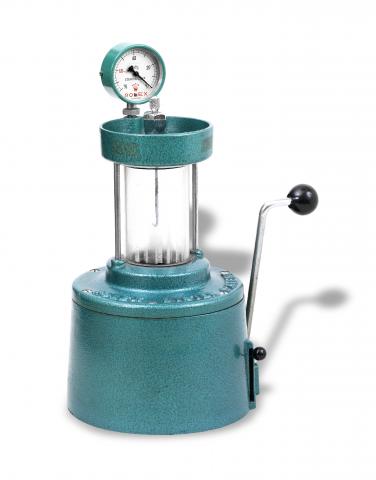 Rolex - Etancheiscope.Rolex Oyster Patent Etancheiscope, Ref. 1000. Made.in the 1970s..Vacuum tank apparatus for checking the water-resistance.of Oyster watches.