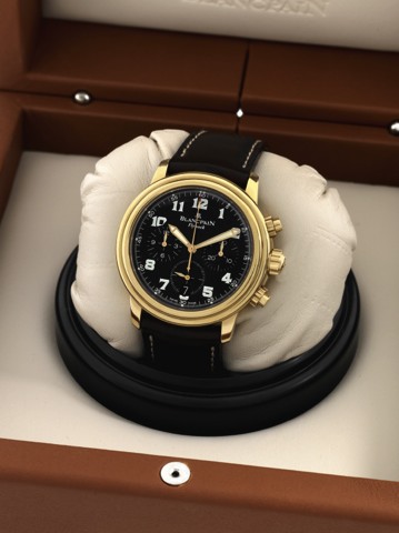 BLANCPAIN REF. 2185F YELLOW GOLD FLYBACK.CHRONOGRAPH.Blancpain, Leman Flyback Chronograph, No. 244. Made.circa 2000..Fine, self-winding, water-resistant, 18K yellow gold wristwatch.with date, round screw-down button chronograph.registers and an 18K yellow