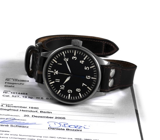 IWC, REF. 431, B UHR, WORLD WAR II, GERMAN AIR FORCE (LUFTWAFFE).International Watch Co., movement No. 1014464, case No. 1033804, Ref. 431, request No. FL 23883. Made in 1940 for the.German Air Force..Very fine and extremely rare, oversized, center second