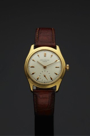 PATEK PHILIPPE REF. 2532 YELLOW GOLD.Patek Philippe, Genève, No. 724738, case No. 684608.Ref. 2532. Made circa 1955..Very fine and rare, water resistant, 18K yellow gold.wristwatch.