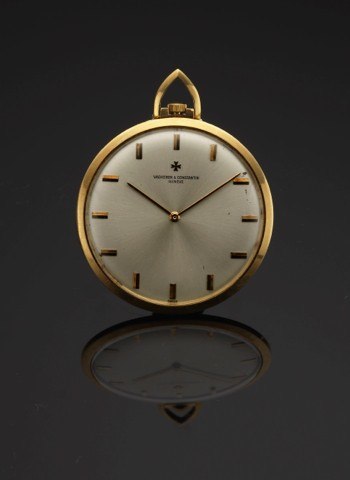 VACHERON CONSTANTIN REF. 6760 DRESS.WATCH YELLOW GOLD.Vacheron Constantin, Genève, No. 585029, case No..414483, Ref. 6760. Made in the 1960s..Very fine and rare, extra thin, keyless, 18K yellow gold dress.watch.