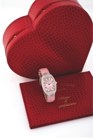 FRANK MULLER CURVEX COEUR – PINK HEART.Frank Muller, Cintrée Curvex Coeur, No. 92, Ref. 7502 QZ HJ..Made in the 2000s..Fine, tonneau-shaped, 18K white gold and diamond-set (2.65cts).lady’s quartz wristwatch with an 18K white gold Franck Muller.buckle set 