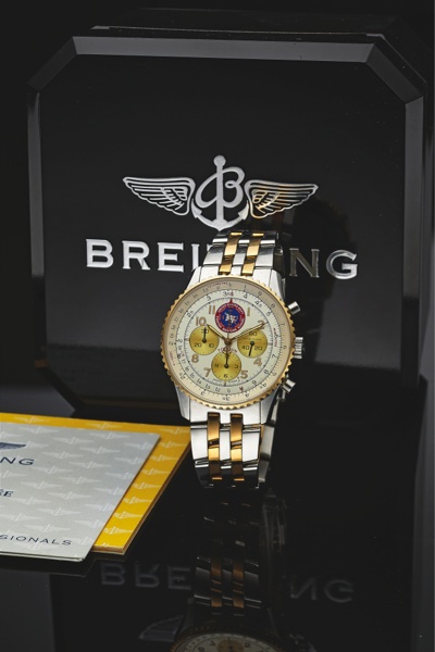 BREITLING REF. D 30022 TOP GUN STEEL GOLD.Breitling Genève, Navitimer 92 Top Gun Limited Edition, Ref. D 30022, No. 10 0182 / 1000. Made in a limited edition of 1000 pieces in 1996, sold May 1st, 1997..Fine, water resistant to 30 m., self-win