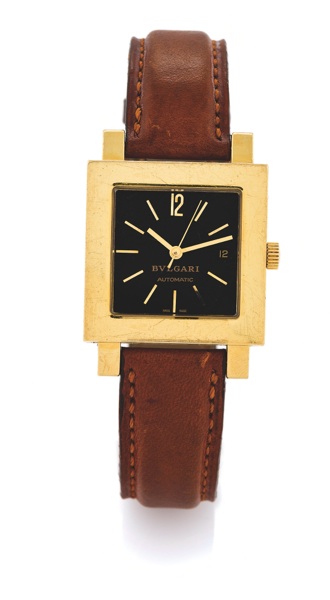 BULGARI QUADRATO YELLOW GOLD AUTOMATIC.Bulgari, Automatic, case No. F592, Ref. SQ 29 GL Auto. Made in the 1990’s..Fine, center seconds, self-winding, 18K yellow gold wristwatch with date an.18K yellow gold Bulgari buckle.