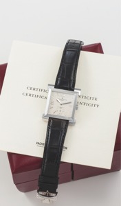 Vacheron Constantin Ref. 91030. Carree Historique White Gold. Vacheron Constantin, Genève, No. 568/600, movement No.. 884643, case No. 726052, Ref. 91030. Made in a limited edition of. 600 pieces in 2000.. Very fine, rare, square, water-resistant, 18K whi