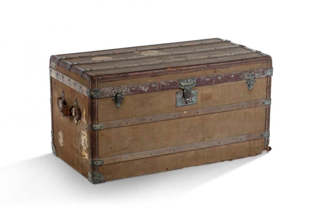 MOYNAT