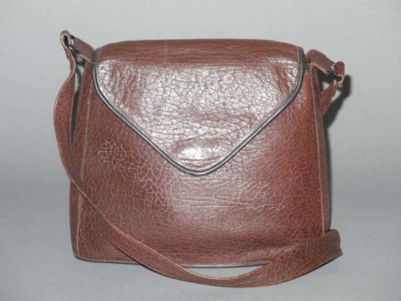 SEDUCTA SEDUCTA Petit sac cuir brun - vente aux enchères 27/03/2013